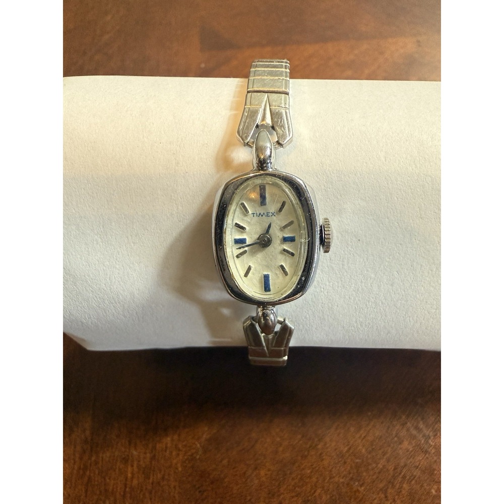 Vtg Timex Ladies Watch‎ USA Stretch Band Mod 60s Manual Wind